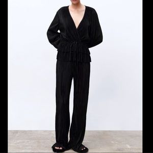 Zara 2 piece black pleated top and wide leg pant set